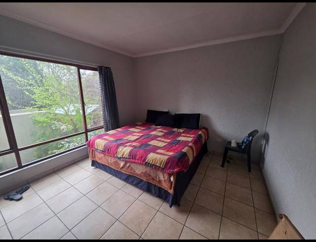 2 BEDROOM PROPERTY TO RENT IN VANDERBIJLPARK SW 5